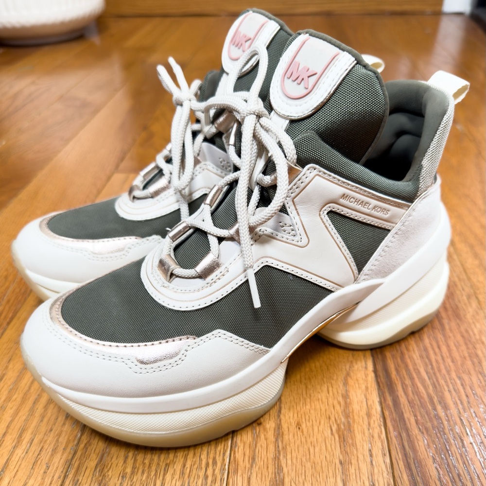 Michael kors - size 8 olympia sneakers